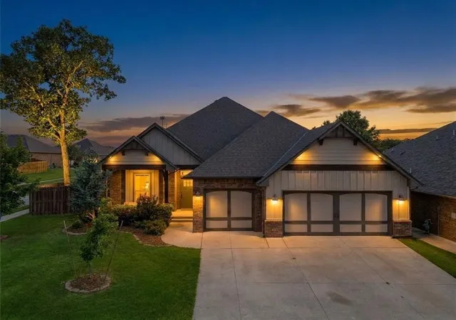 Photo 2 of Single family home for sale at 3301 Wakefield Rd, Edmond, OK 73034 | MLS# 1238886 | Listing updated on 2026-09-18