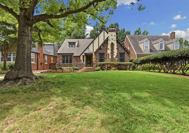Photo 2 of Sale Pending at 244 Nw 34th Street, Oklahoma City, OK 73118 | MLS# 1238889 | Listing updated on 2026-09-03