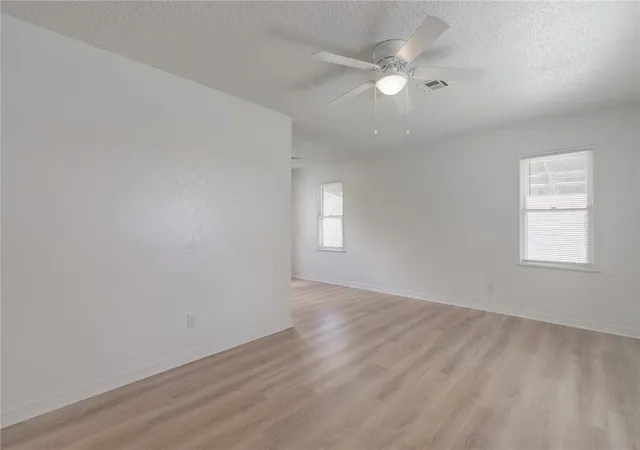 Photo 3 of Sale Pending at 3405 S Woodward Ave, Oklahoma City, OK 73119 | MLS# 1238895 | Listing updated on 2026-08-28
