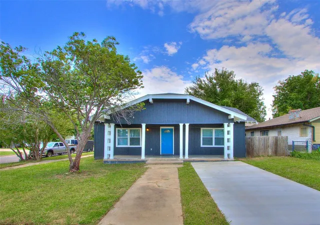 Photo 2 of Single family home for sale at 1629 Nw 18th Street, Oklahoma City, OK 73106 | MLS# 1238897 | Listing updated on 2026-08-27