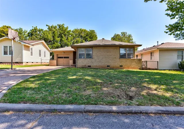 1st image of 1222 Rose Dr, Shawnee, OK 74804 | MLS# 1238898