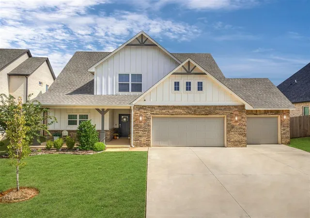 Homes for sale in Yukon, OK | 14524 Giverny Ln, Yukon, OK 73099 | MLS# 1238906