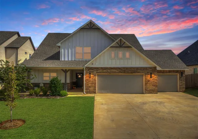Homes for sale in Yukon, OK | 14524 Giverny Ln, Yukon, OK 73099 | MLS# 1238906