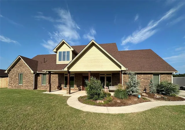 1st image of 9565 N Bryan Rd, Meeker, OK 74855 | MLS# 1238915