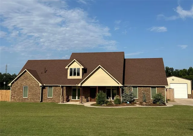2nd image of 9565 N Bryan Rd, Meeker, OK 74855 | MLS# 1238915