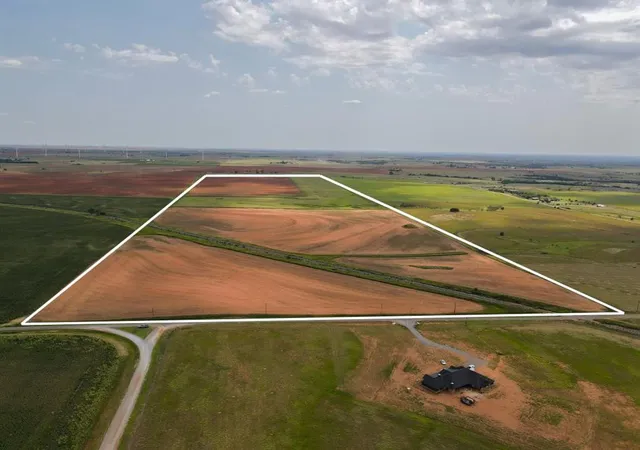 32nd image of Cr E1020, Weatherford, OK 73096 | MLS# 1238925