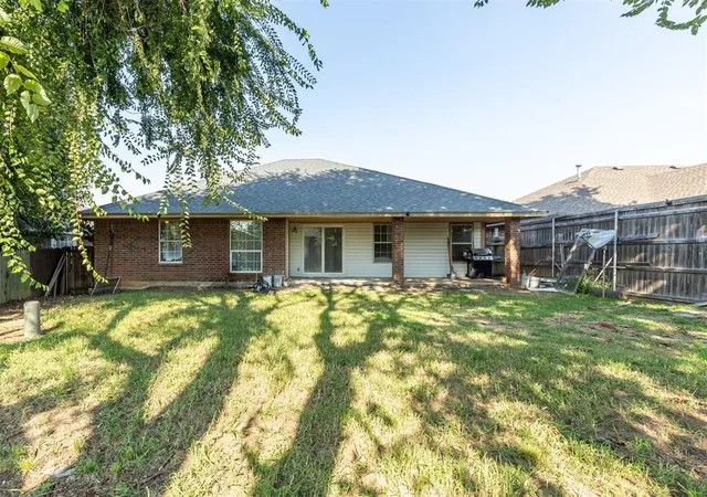 Photo 36 of Single family home for sale at 1833 Parkridge Dr, Norman, OK 73071 | MLS# 1238927 | Listing updated on 2026-07-12