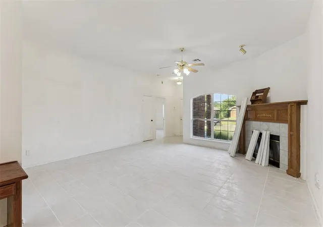 Photo 4 of Single family home for sale at 1833 Parkridge Dr, Norman, OK 73071 | MLS# 1238927 | Listing updated on 2026-07-12