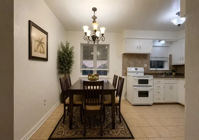 Photo 3 of Single family home for sale at 1407 N Fogarty St, Guthrie, OK 73044 | MLS# 1238936 | Listing updated on 2026-09-01
