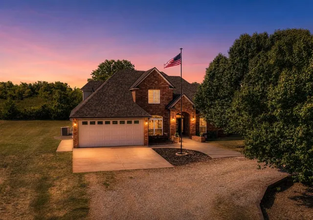 1st image of 2324 Sw 16th St, Newcastle, OK 73065 | MLS# 1238943