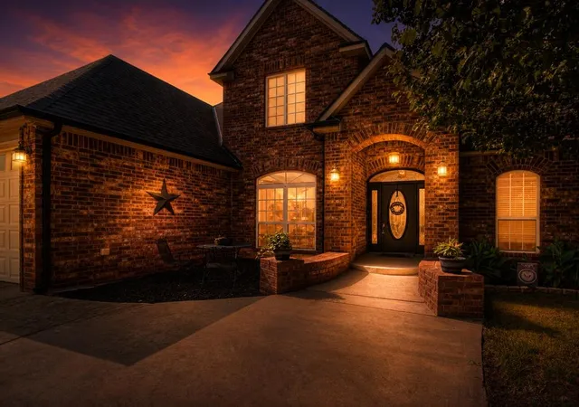4th image of 2324 Sw 16Th St, Newcastle, OK 73065 | MLS# 1238943