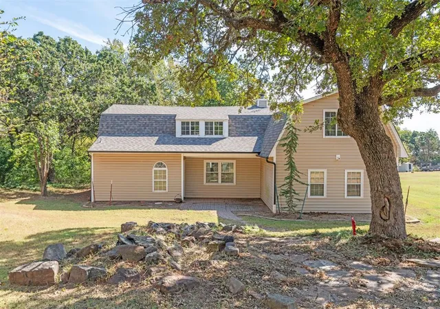 Photo 2 of Single family home for sale at 200 N Cedar Mountain Ave, Edmond, OK 73034 | MLS# 1238980 | Listing updated on 2026-08-05