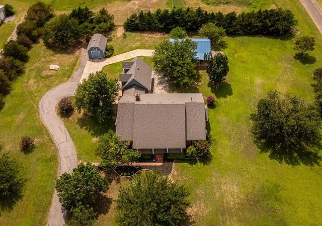 Homes for sale in Piedmont, OK | 3701 Piedmont Rd, Piedmont, OK 73078 | MLS# 1238999
