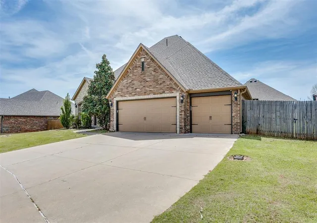 Photo 2 of Single family home for sale at 1716 Nw 196th Street, Edmond, OK 73012 | MLS# 1239011 | Listing updated on 2026-07-14