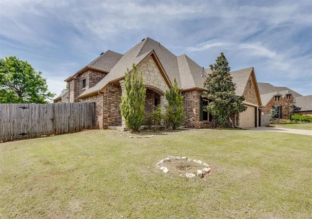Photo 3 of Single family home for sale at 1716 Nw 196th Street, Edmond, OK 73012 | MLS# 1239011 | Listing updated on 2026-07-14