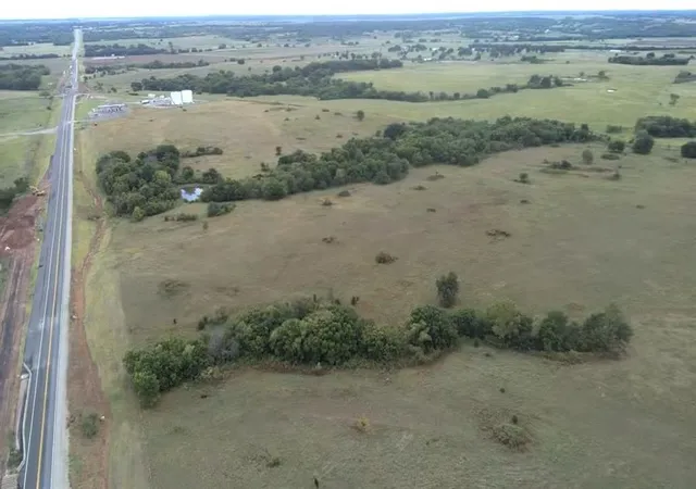 2nd image of 2231 Ok 19 Hwy, Alex, OK 73002 | MLS# 1239019