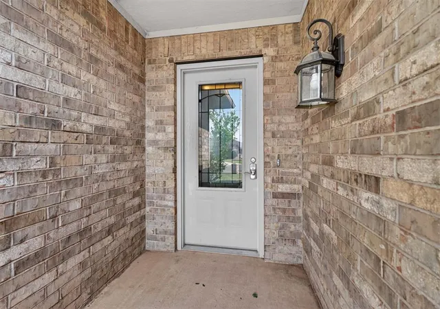 Photo 2 of Sale Pending at 1828 Caribou Cir, Altus, OK 73521 | MLS# 1239020 | Listing updated on 2026-08-11
