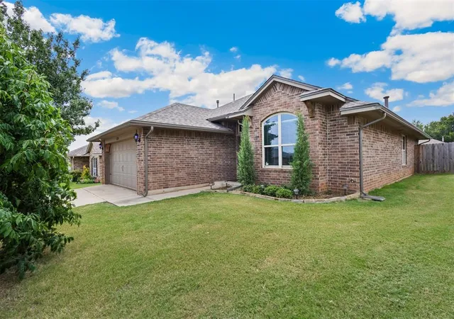 Photo 3 of Single family home for sale at 11212 Nw 100th Street, Yukon, OK 73099 | MLS# 1239030 | Listing updated on 2026-10-07