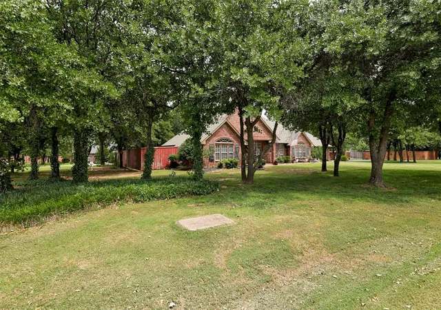 Homes for sale in Blanchard, OK | 1224 Parrish Pl, Blanchard, OK 73010 | MLS# 1239043