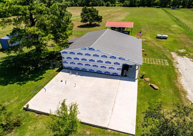 3rd image of 16409 Valley View Rd, Earlsboro, OK 74840 | MLS# 1239045