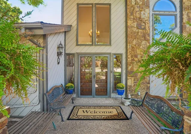 Photo 4 of Single family home for sale at 1620 Fox Holw Ridge, Oklahoma City, OK 73131 | MLS# 1239057 | Listing updated on 2026-09-08