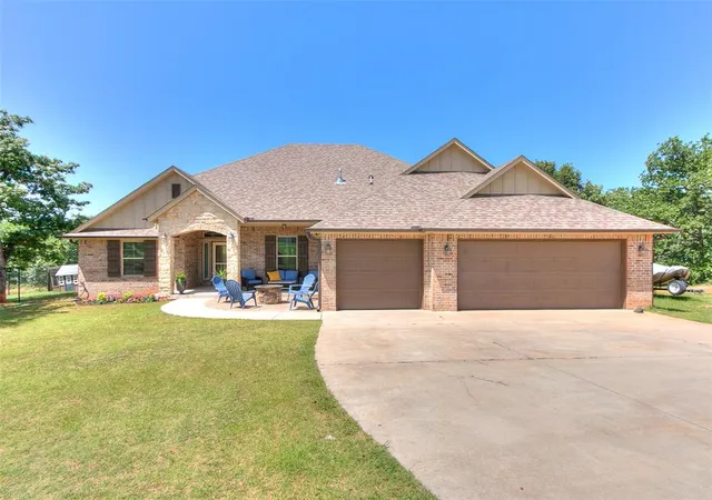 Homes for sale in Choctaw, OK | 16101 Se 82nd St, Choctaw, OK 73020 | MLS# 1239064