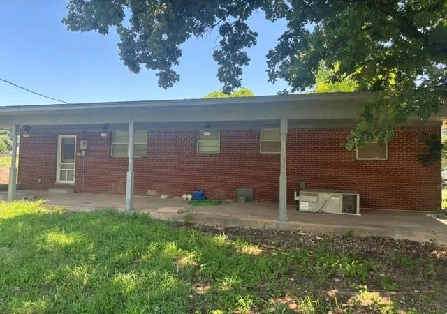 Homes for sale in Alex, OK | 310 W J St, Alex, OK 73002 | MLS# 1239078