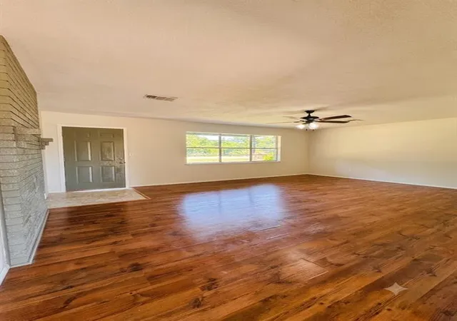 2nd image of 312 E Meadowview Ln, Valliant, OK 74764 | MLS# 1239080