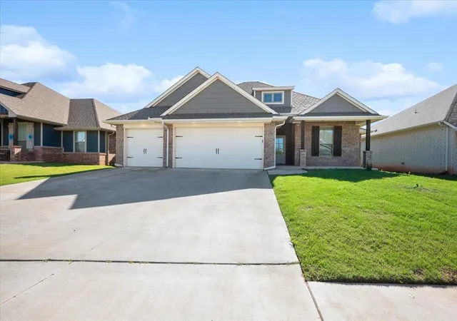 Homes for sale in Moore, OK | 3508 Grady Ln, Moore, OK 73160 | MLS# 1239083