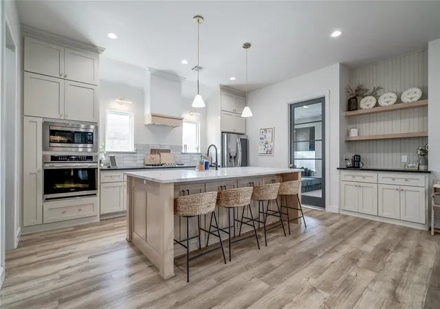 Photo 2 of Single family home for sale at 9300 Nw 84th Terrace, Yukon, OK 73099 | MLS# 1239117 | Listing updated on 2026-09-24
