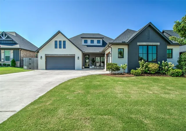 Photo 1 of Single family home for sale at 9300 Nw 84th Terrace, Yukon, OK 73099 | MLS# 1239117 | Listing updated on 2026-09-24