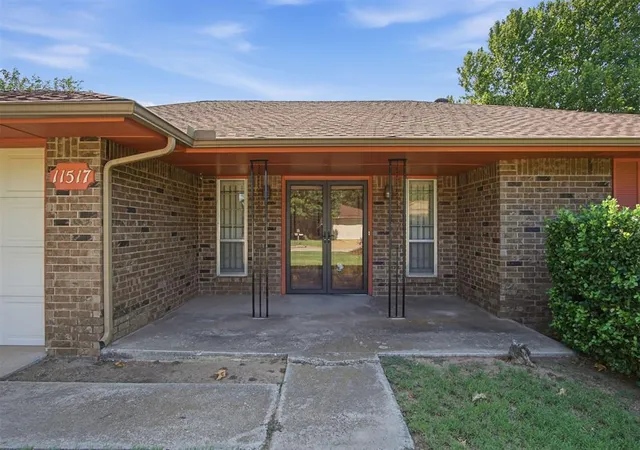 Photo 3 of Sale Pending at 11517 Bel Air Pl, Oklahoma City, OK 73120 | MLS# 1239124 | Listing updated on 2026-08-26