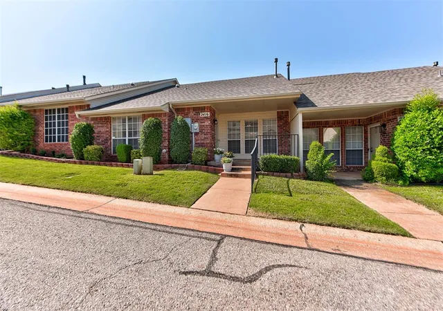 1st image of 2416 Glenrock, Edmond, OK 73012 | MLS# 1239129