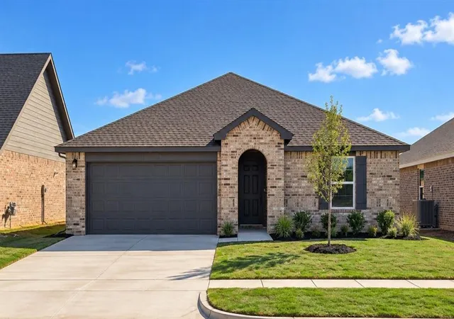 Photo 1 of Single family home for sale at 16144 Cherokee Trl, Piedmont, OK 73078 | MLS# 1239135 | Listing updated on 2026-10-15