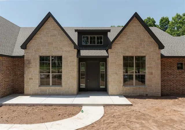 Homes for sale in Arcadia, OK | 12775 Hidden Trl, Arcadia, OK 73007 | MLS# 1239142