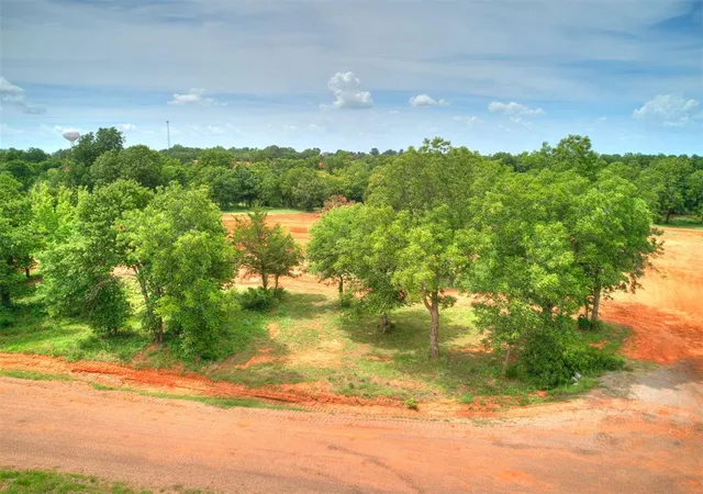 1st image of 30609 Stadium View Dr, Norman, OK 73072 | MLS# 1239148