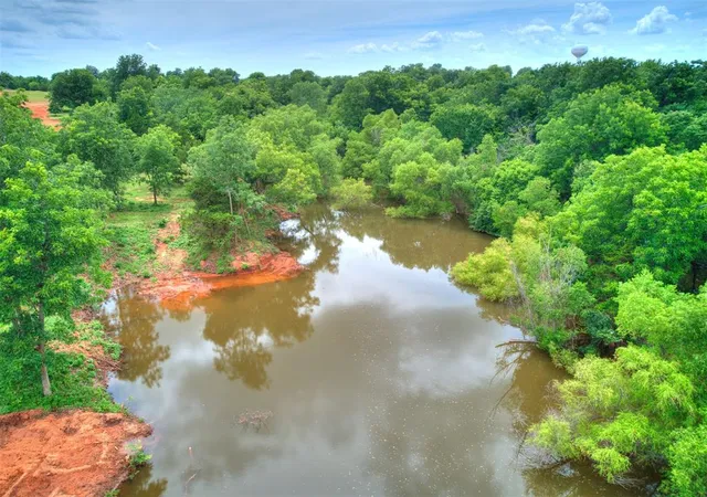 2nd image of 30609 Stadium View Dr, Norman, OK 73072 | MLS# 1239148
