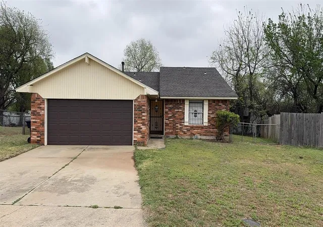 Homes for sale in Oklahoma City, OK | 2224 Warrior Cir, Oklahoma City, OK 73121 | MLS# 1239151