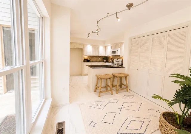 Photo 4 of Sale Pending at 11302 N Benttree Cir, Oklahoma City, OK 73120 | MLS# 1239164 | Listing updated on 2026-08-28