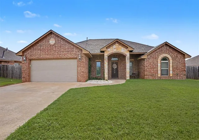 2nd image of 1506 Ne Scenic Ridge Ridge, Elgin, OK 73538 | MLS# 1239165