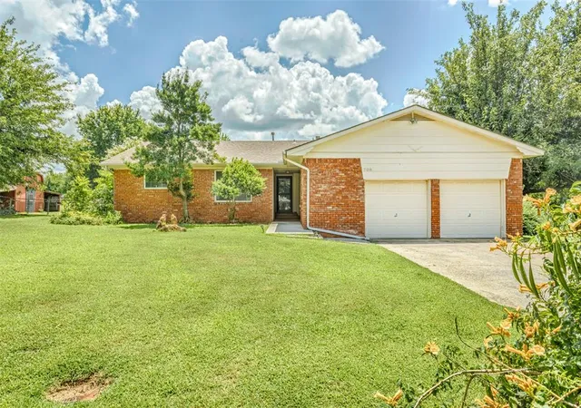 2nd image of 708 E Lea Ter, Mustang, OK 73064 | MLS# 1239191