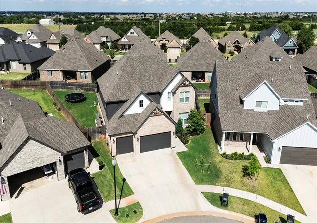1st image of 14516 Chambery Ct, Yukon, OK 73099 | MLS# 1239192