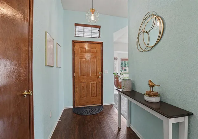 Photo 4 of Single family home for sale at 1904 Joseph Dr, Edmond, OK 73003 | MLS# 1239201 | Listing updated on 2026-09-02