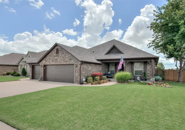 image of 4916 Sw 126th St, Oklahoma City, OK 73173 | MLS# 1239209