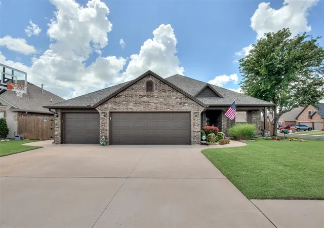 image of 4916 Sw 126th St, Oklahoma City, OK 73173 | MLS# 1239209