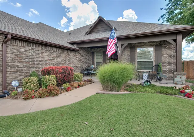 image of 4916 Sw 126th St, Oklahoma City, OK 73173 | MLS# 1239209