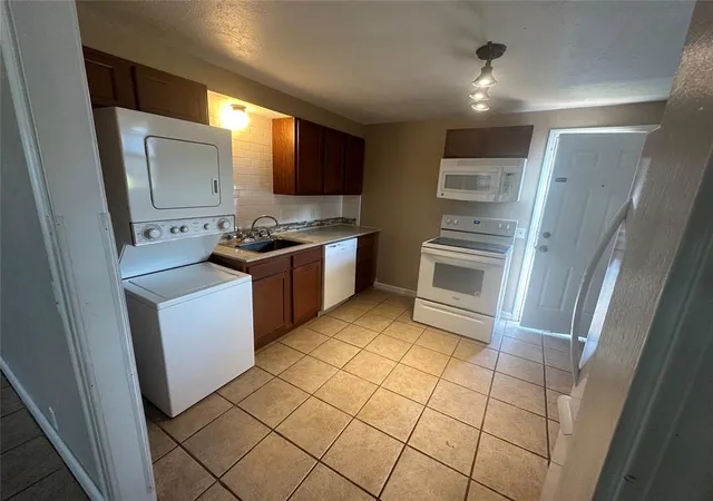 Homes for sale in Weatherford, OK | 516 E Huber Ave, Weatherford, OK 73096 | MLS# 1239230