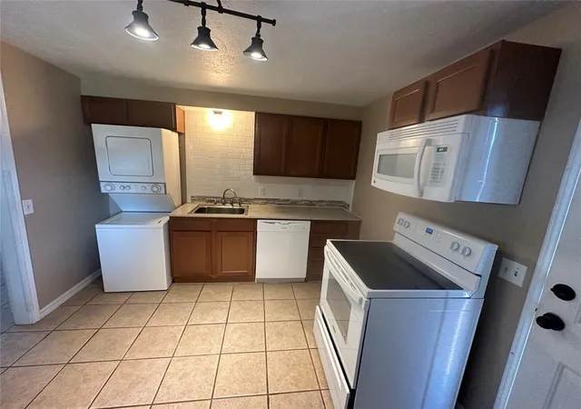Homes for sale in Weatherford, OK | 516 E Huber Ave, Weatherford, OK 73096 | MLS# 1239230