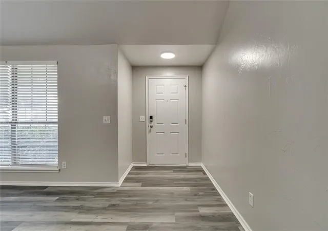 Photo 3 of Sale Pending at 2101 Cedar Meadow Ln, Edmond, OK 73003 | MLS# 1239242 | Listing updated on 2026-08-31