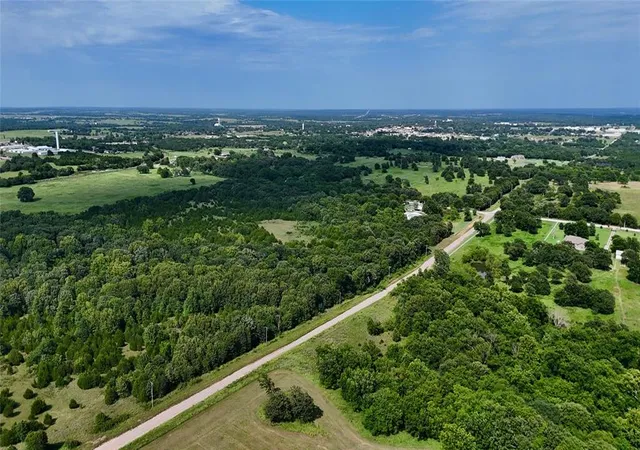 5th image of 2 E 880 Rd, Stroud, OK 74079 | MLS# 1239246